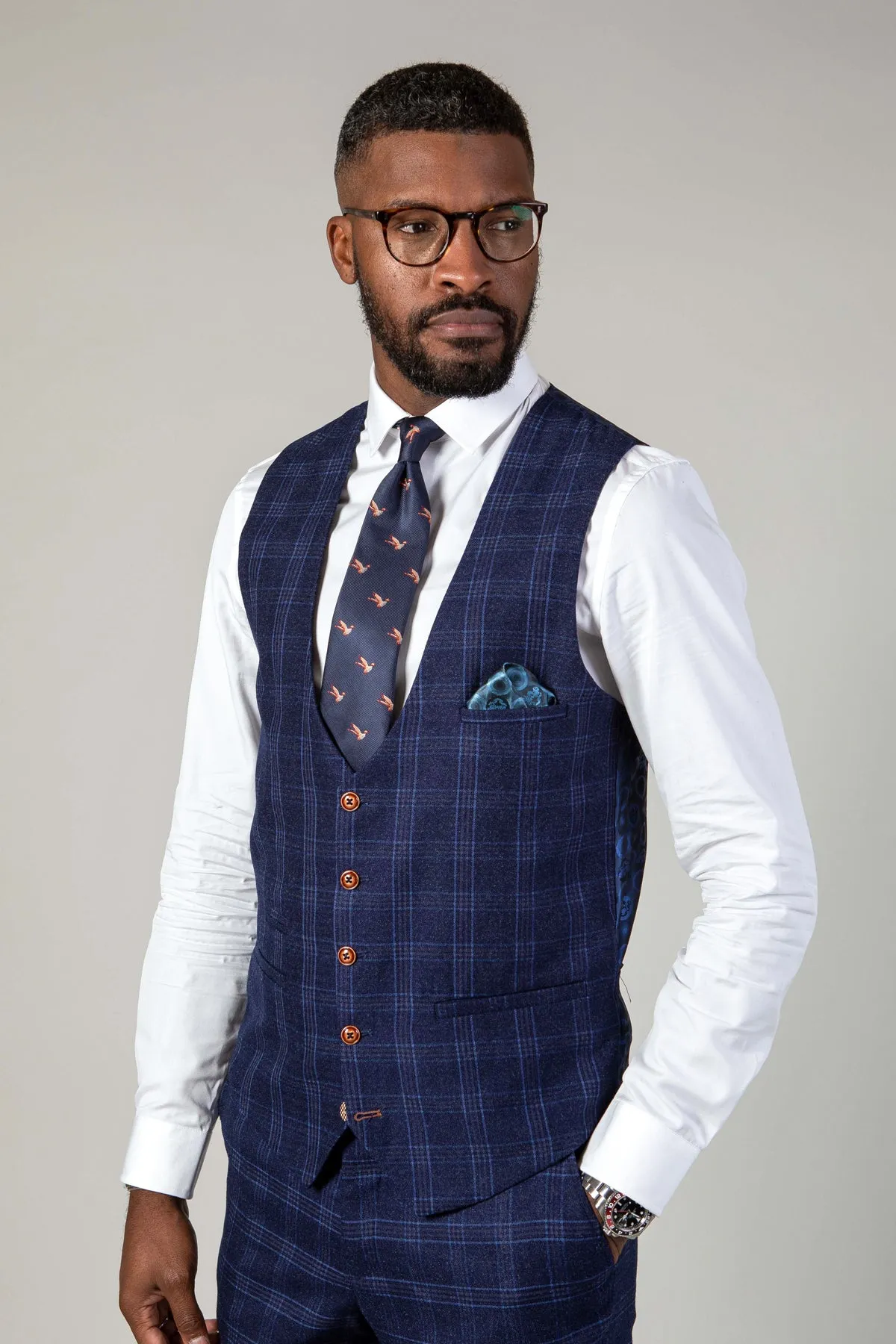 CHIGWELL - Blue Tweed Check Three Piece Suit