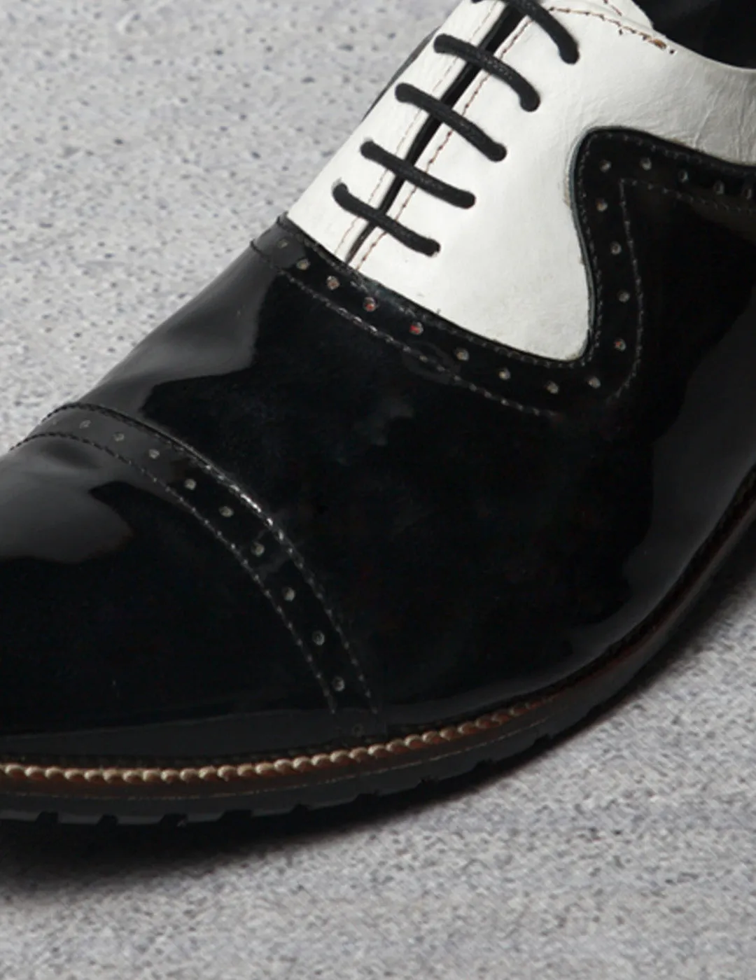 Kanvas Timeless Brogues