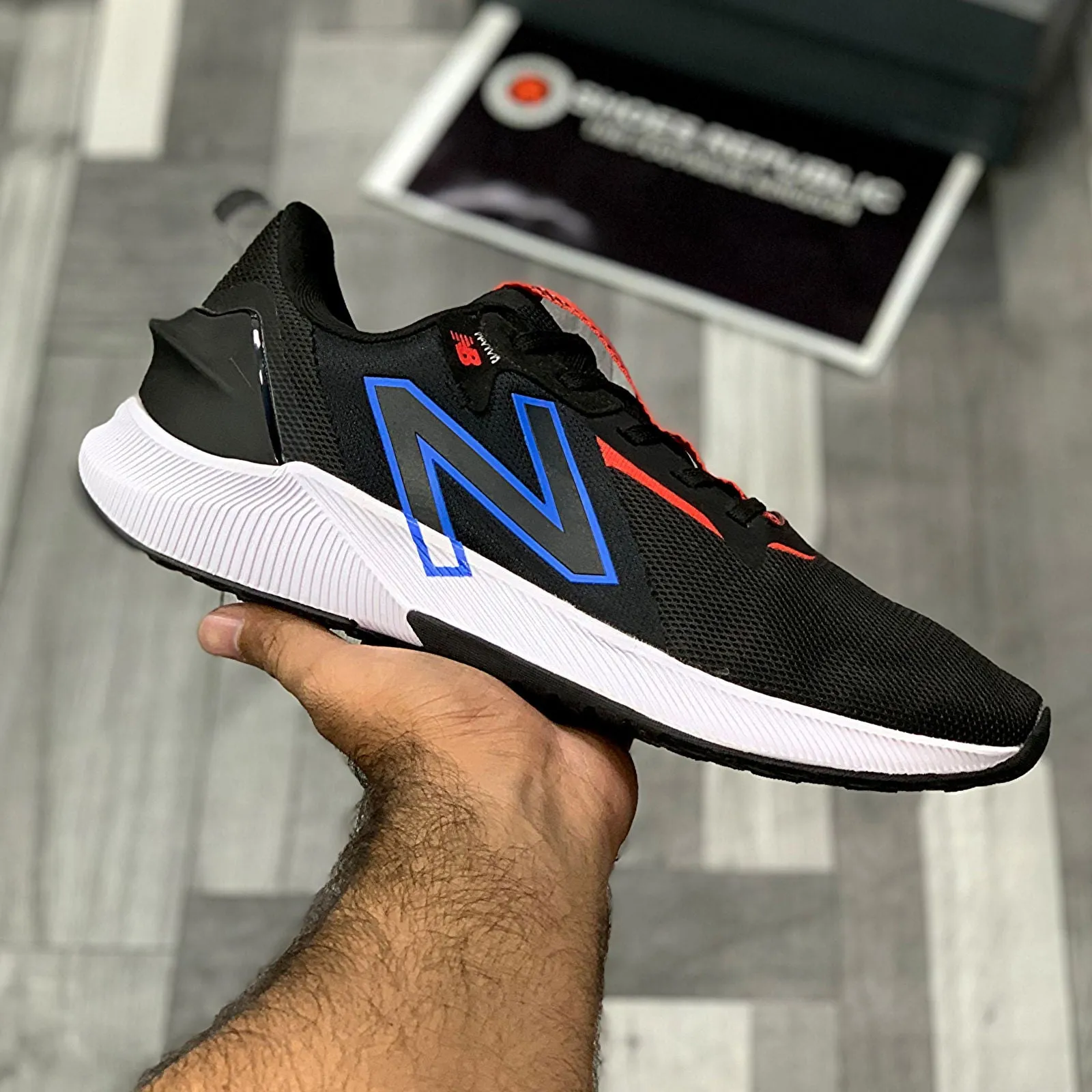 NB FuelCell Propel RMX v2 Black Glow