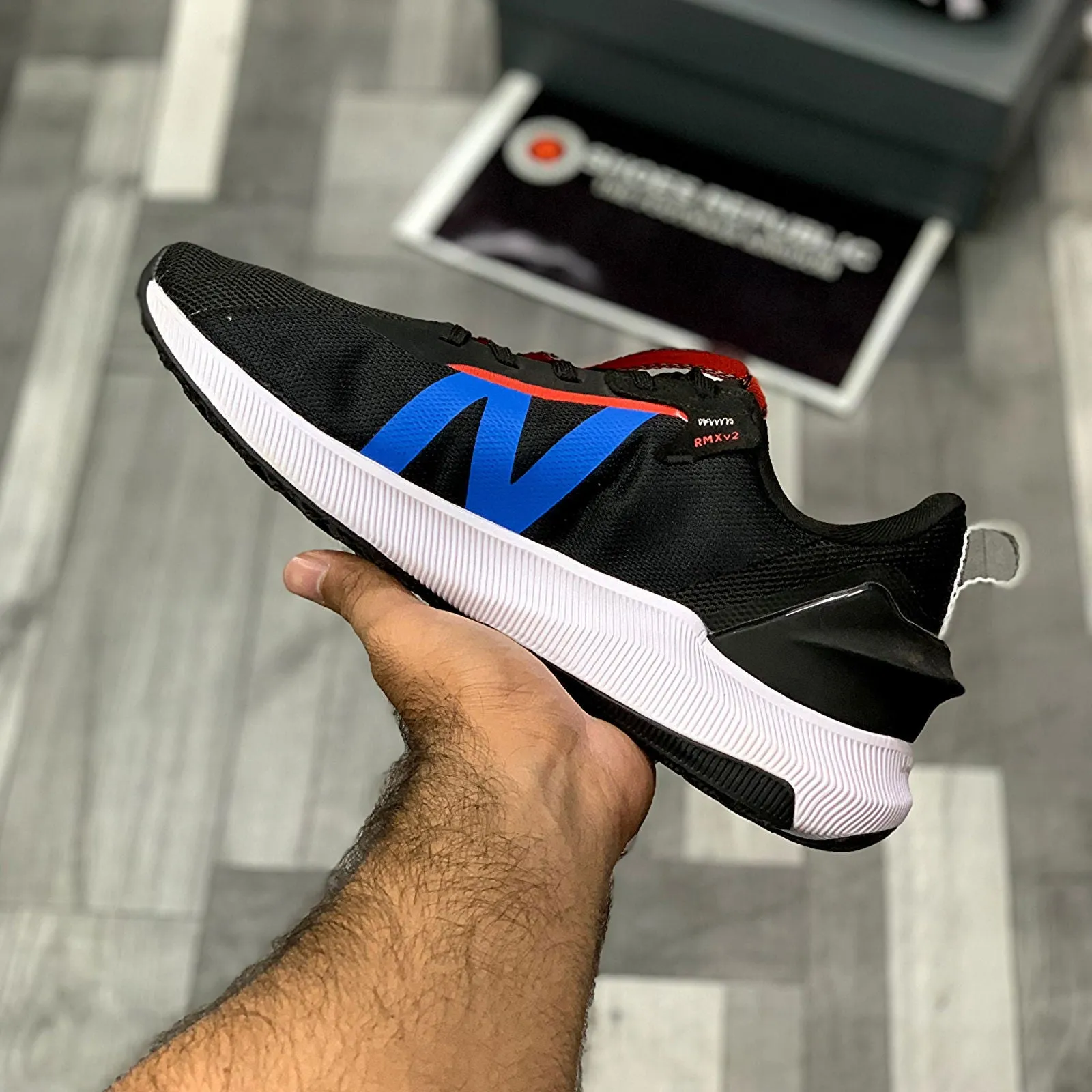 NB FuelCell Propel RMX v2 Black Glow