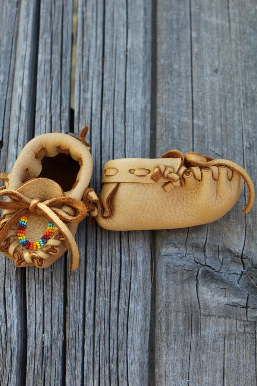 Newborn baby moccasins, beaded baby shoes