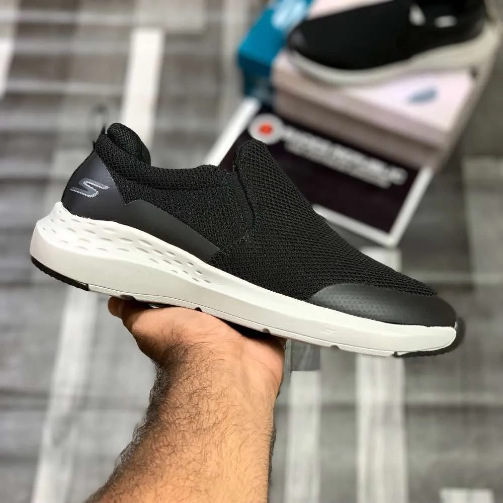 Skecherrs Gowalk Evolution Ultra "Black"