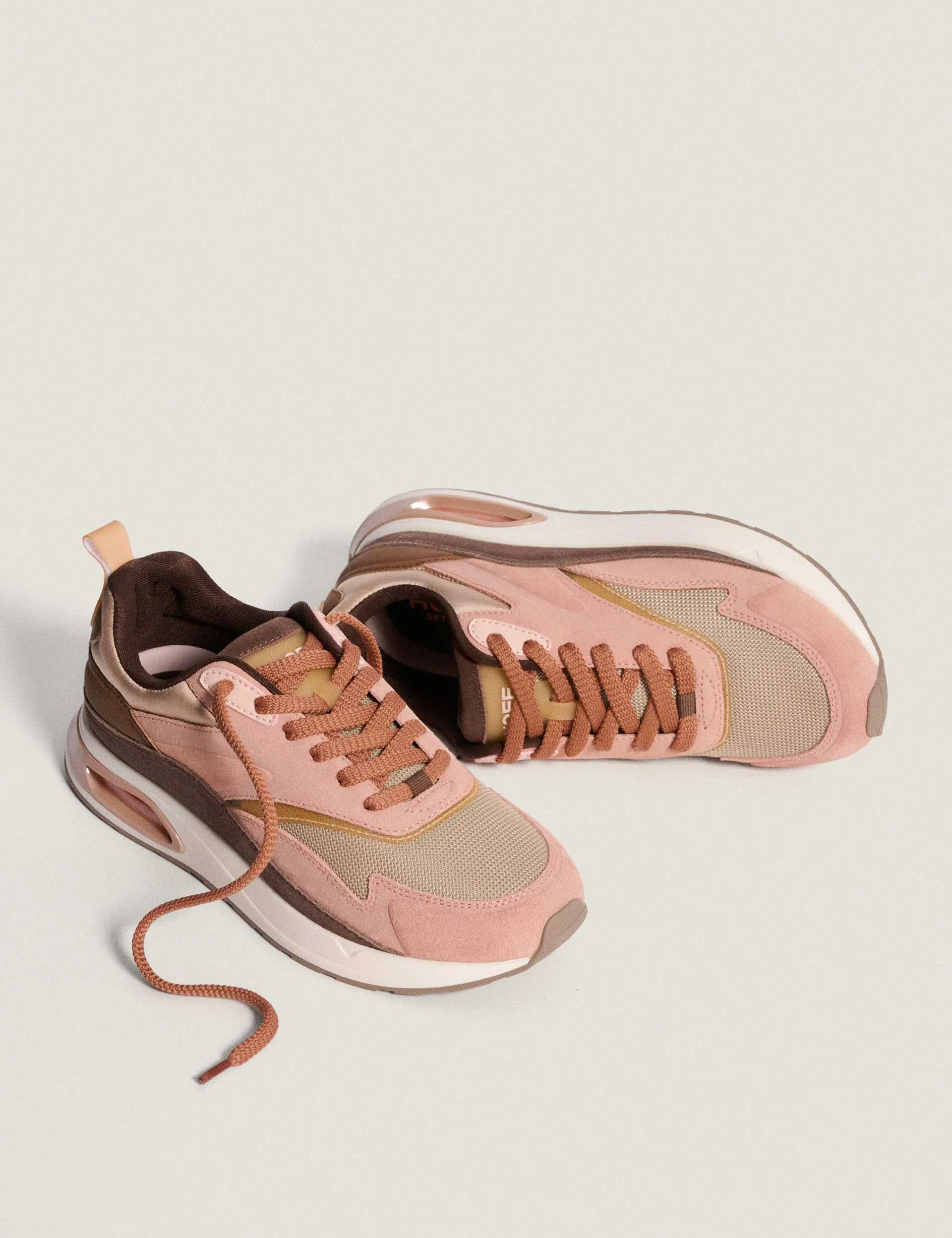 Women's Skyline Skytree Sneaker in Pink