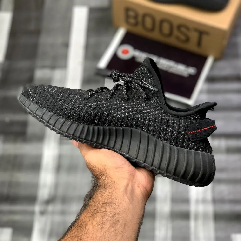 Yeeezzyy 350 v2 (Black Reflectives)